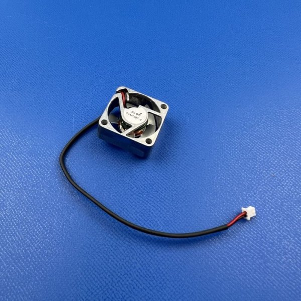 画像4: 希少金属削り出し冷却用ファン12V超小型高出力パナソニック製？？ (4)