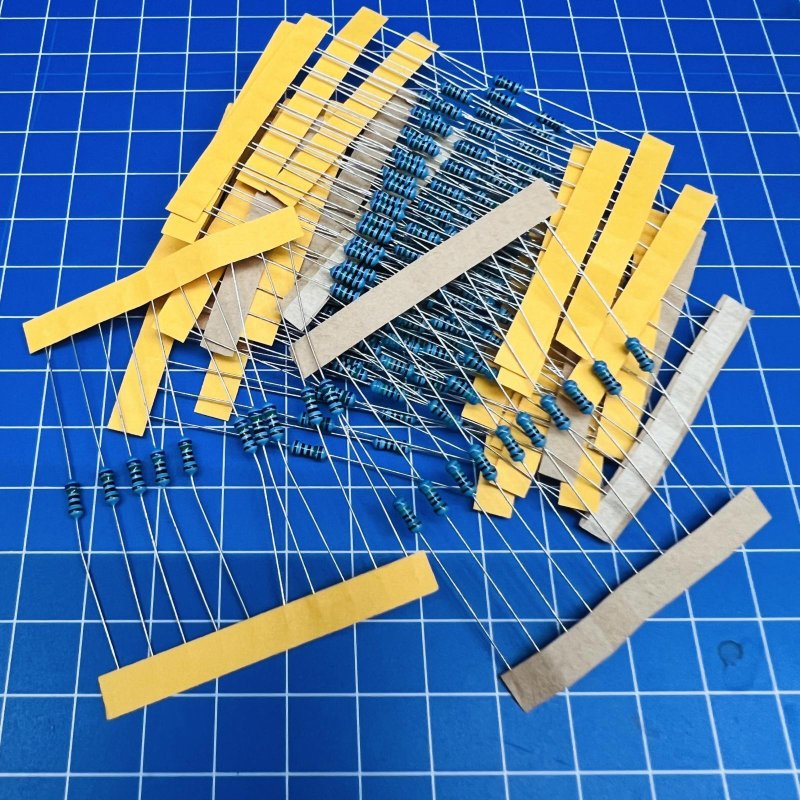 画像1: 750Ω抵抗　1/4W160本 (1)