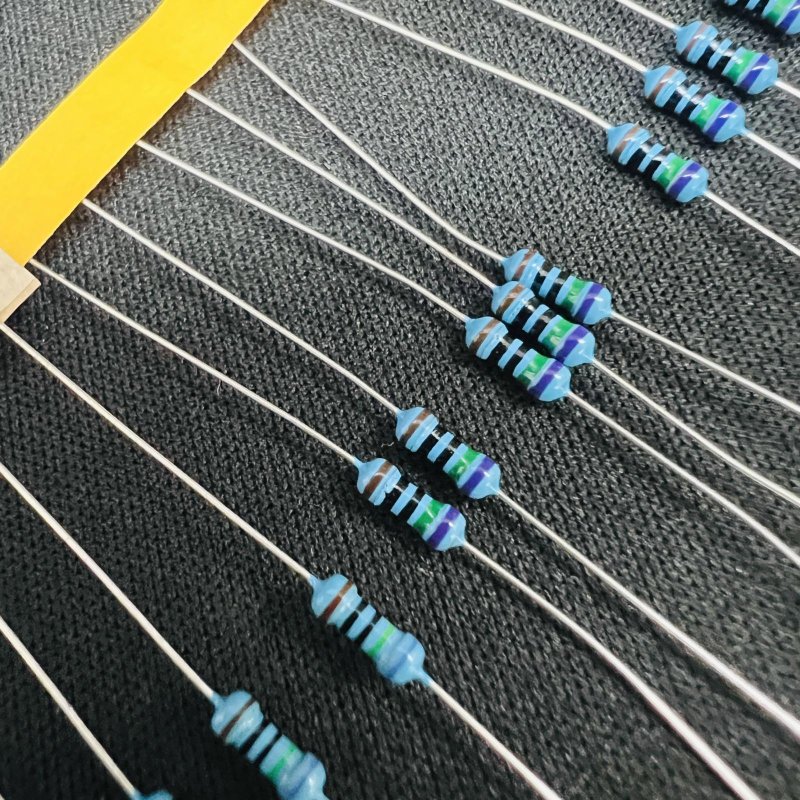画像2: 750Ω抵抗　1/4W160本 (2)
